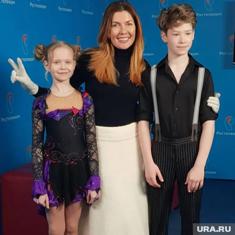 Юная фигуристка показала большую силу духа на шоу «Первого канала»