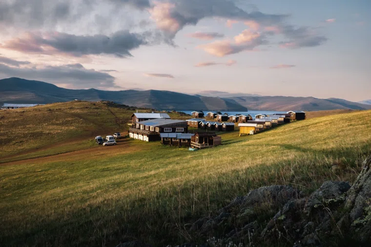 Такие виды можно встретить на Байкале в "Чаше Чингисхана"