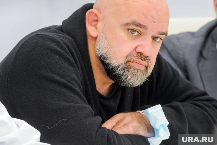 Денис Проценко заявил, что нерабочие дни помогут предотвратить несколько циклов заражений COVID-19