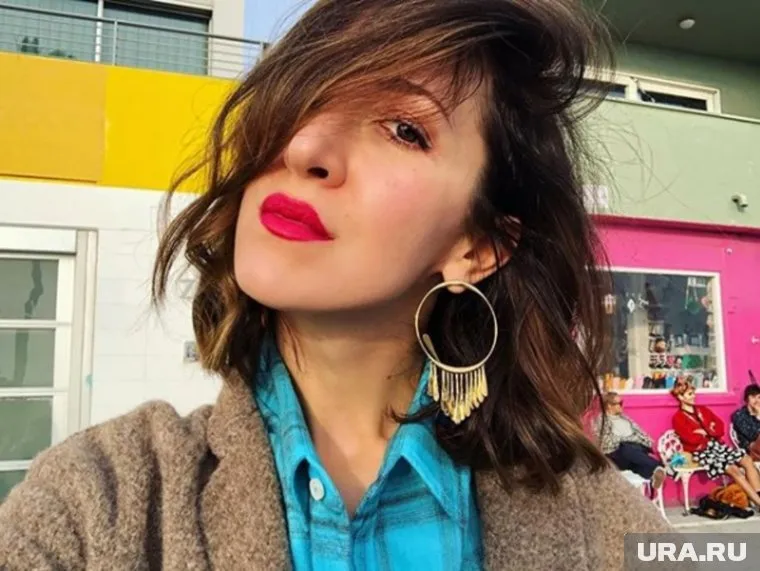 Матильда Шнурова недолго грустила в одиночестве