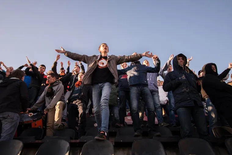 Пермь. Клипарт., трибуна болельщиков, футбольные фанаты