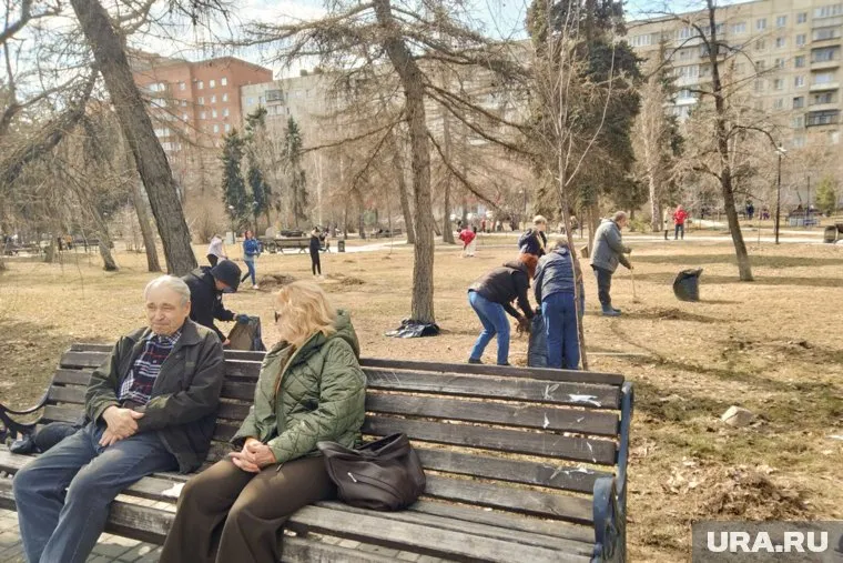 Депутаты организуют субботники на своих округах