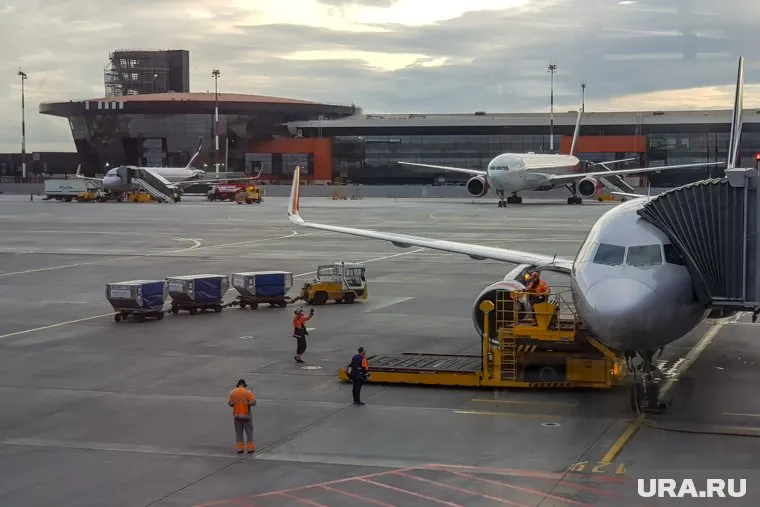 Экономический кризис в стране поставил авиаотрасль в безвыходную ситуацию