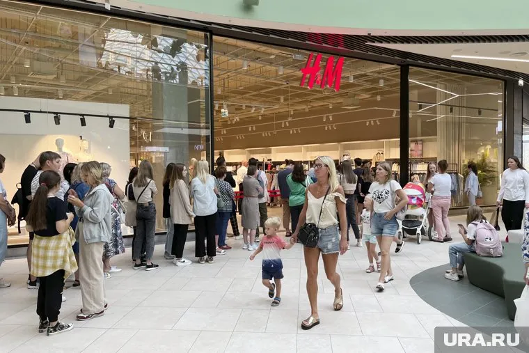 Открытие магазина в ТРК «Планета» привело к образованию очередей
