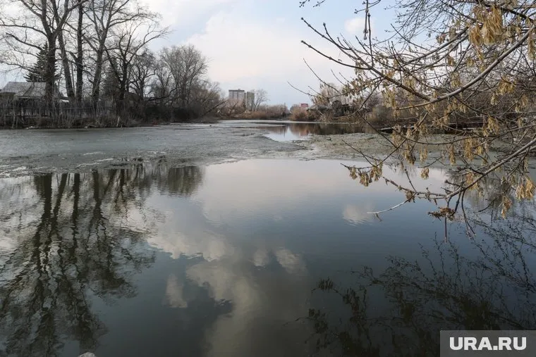 Вода затопила сотни домов и дач на правом берегу Тобола