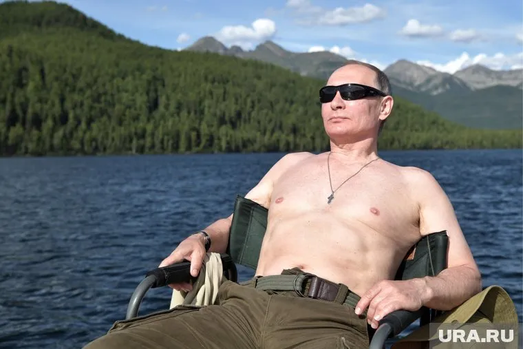 Путин рыбачил в Южной Сибири