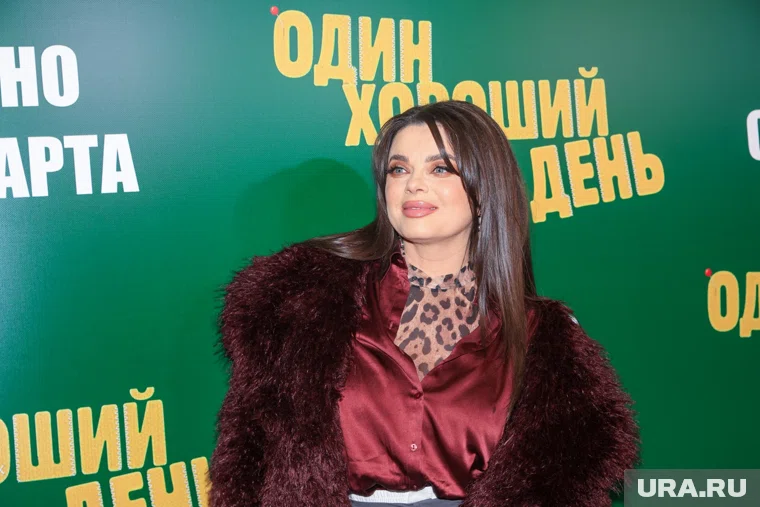 Наташа Королева пока проигрывает войну с лишним весом