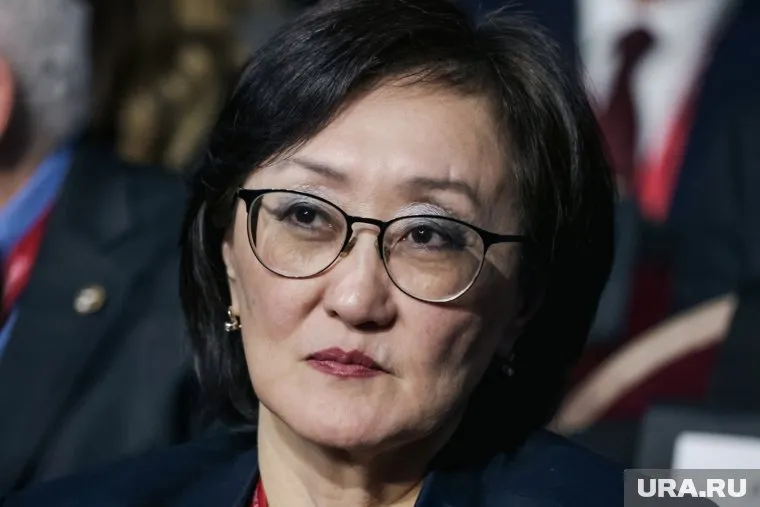 Известная экс-мэр Якутска Сардана Авксентьева может сразиться за пост иркутского губернатора