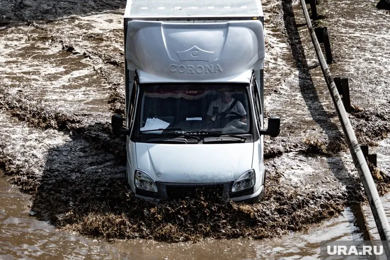 Водителей просят не рисковать своей жизнью