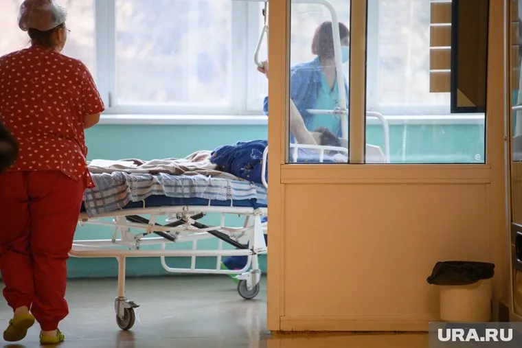 После нападения тюменца, у водителя маршрутки сломаны скула, нос и глаз