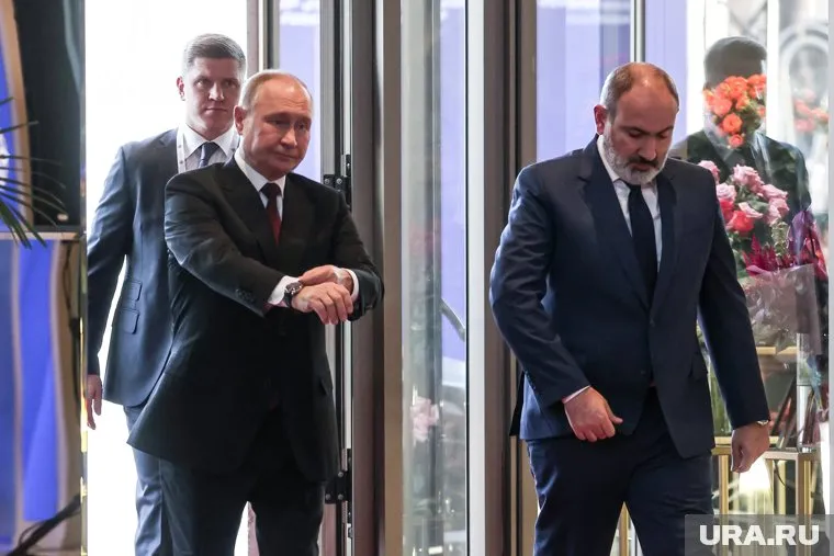 Владимир Путин намерен встретиться с Николом Пашиняном, а также с главами Азербайджана и Турции