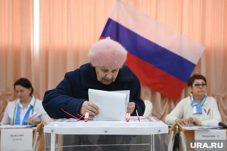 Мать депутата из Мегиона обнаружила в списке избирателей напротив своей фамилии запись о голосовании (архивное фото)