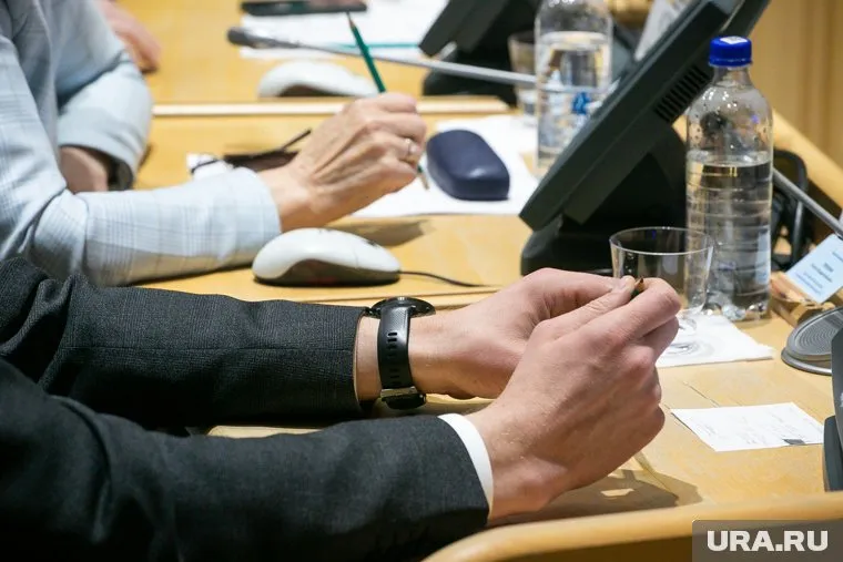 Депутаты ЯНАО могут потерять в деньгах