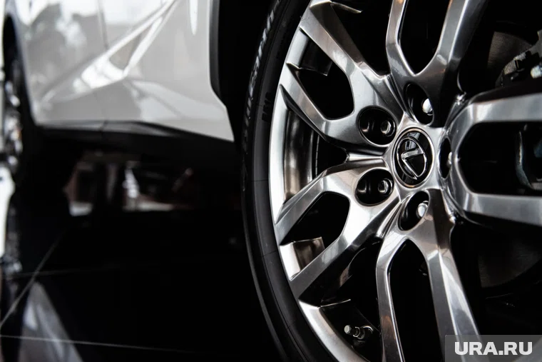 Водитель Lexus из Кургана получить компенсацию от руководства «Магнита»