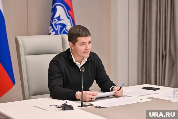 Губернатор Ямала подписал трехстороннее соглашение с РЭО и Совкомбанком