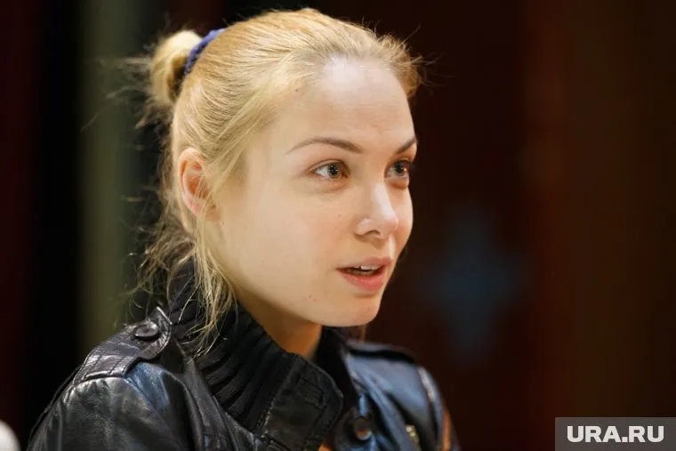 Сургутяне посчитали, что Татьяна Арнтгольц, Роман Маякин и Сергей Перегудов проявили неуважение своей игрой