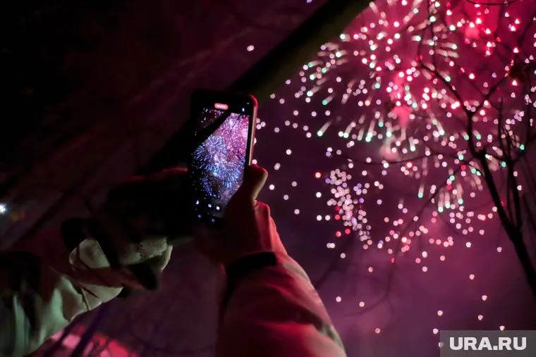 Горожан ждет световое и водное шоу