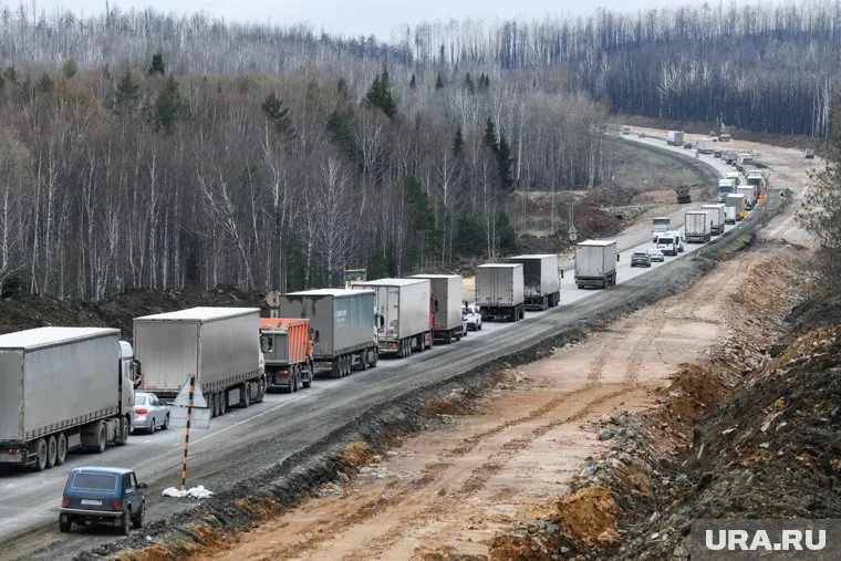 Пробка на челябинской трассе стала меньше в пять раз