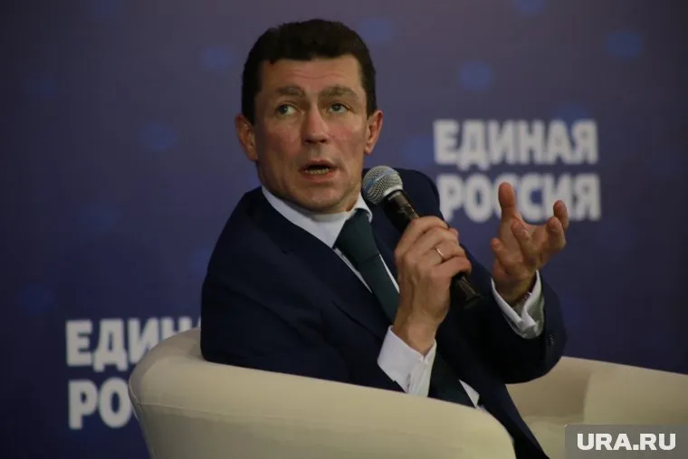 Топилин связывает рост с повышением МРОТ и выполнением майских указов