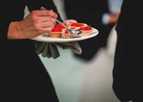 Тюменские слухи: у чиновников украли Новый год