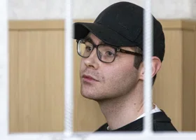 В суде по делу редактора URA.RU Аллаярова допросят полицейских