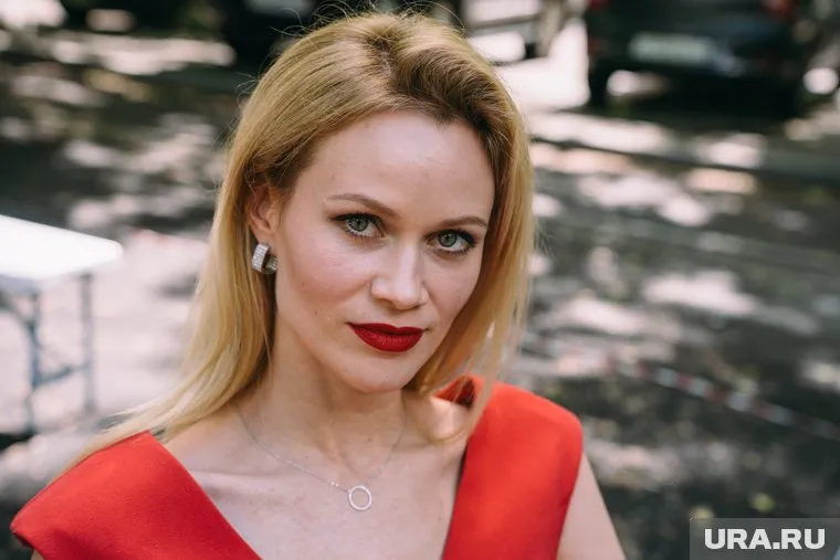 Марина Доможирова (на фото) получила роль в новой музыкальной комедии