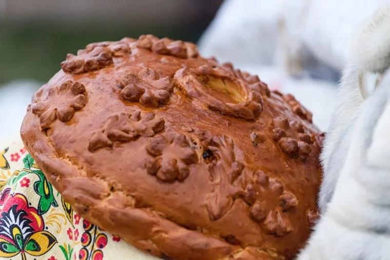 Божественная литургия в храме Архангела Михаила села Новоипатово. Свердловская область