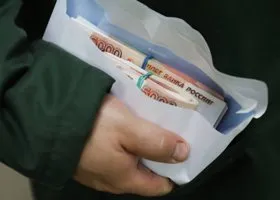 Украинцам предлагают за деньги уехать за границу, избежав призыва