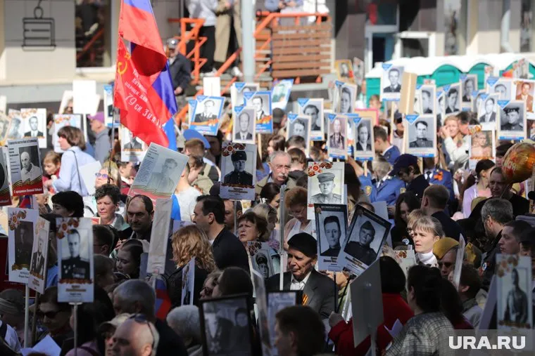 В акции "Бессмертный полк" в Петропавловске-Камчатском приняли участие даже гости из Китая