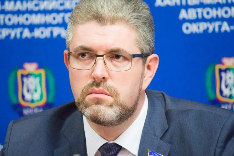 Брифинг о отмене выборов губернатора. Ханты-Мансийск., дегтярев сергей