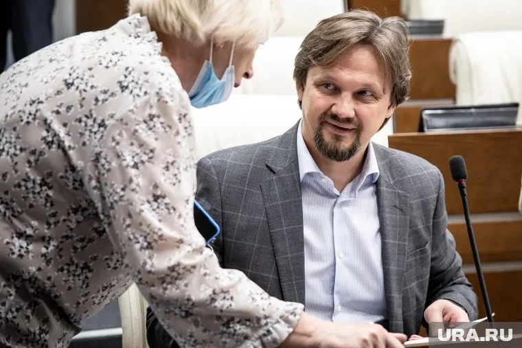 Георгий Ткаченко получил удостоверение депутата пермского законодательного собрания