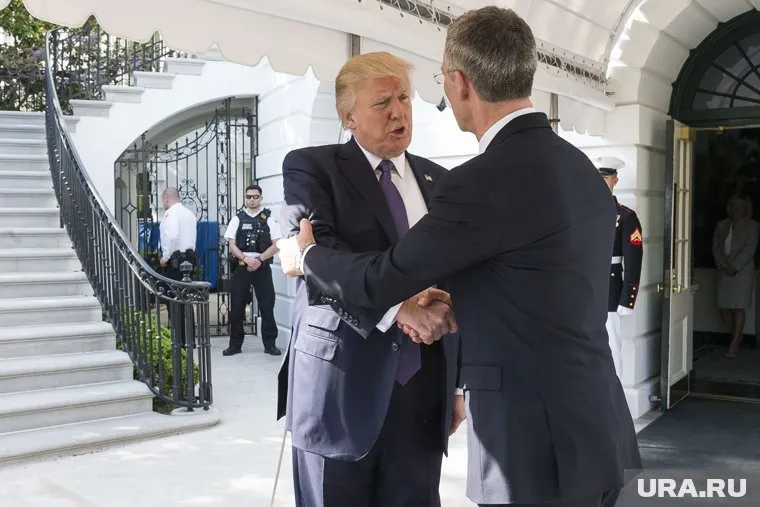 Дональд Трамп хочет проверить, как используются выделяемые Украине средства