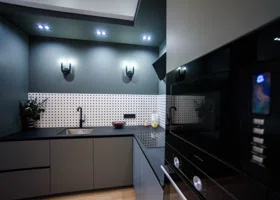 Трещина в кухне за 675 тысяч: как в Кургане судились заказчик и производитель мебели