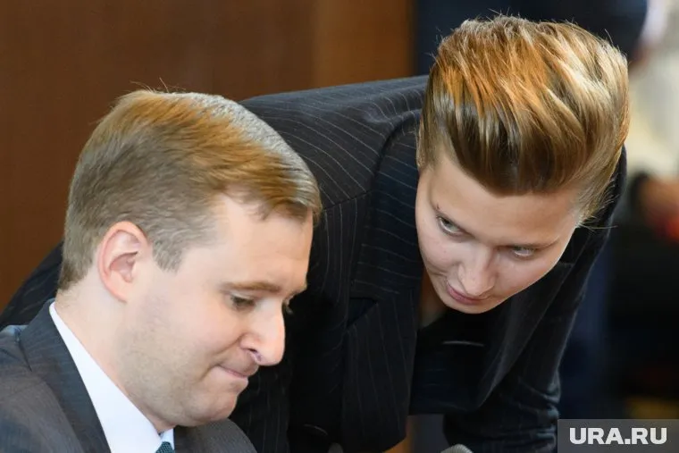 Директор вуза Дмитрий Репин утверждает, что не писал заявление на преподавателя