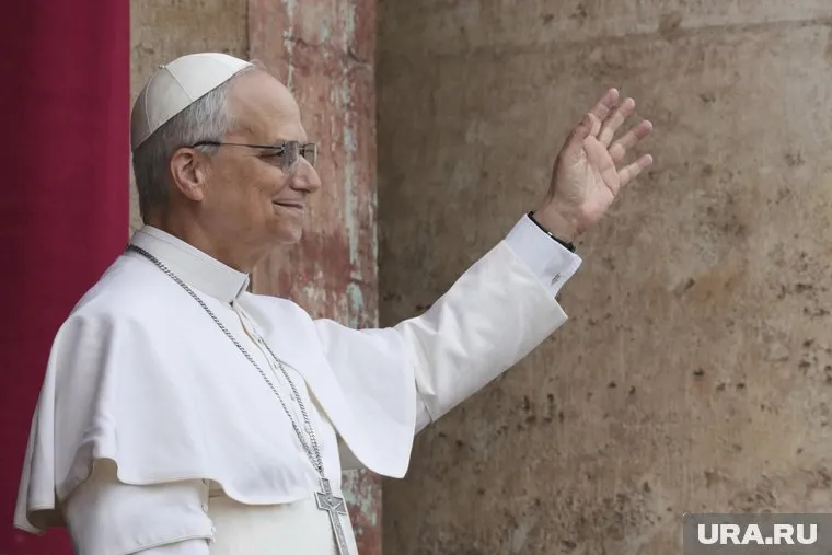 Папа Римский Лев XIV в своей первой проповеди призвал к миру на Украине