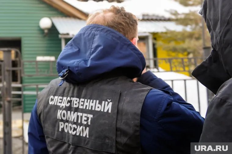 Пожар случился в дачном кооперативе Лангепаса