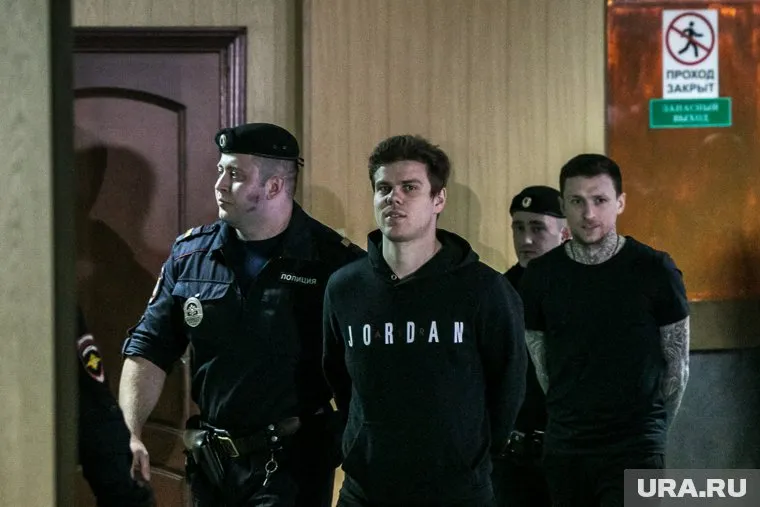 Прокурор потребовал реальных сроков для Александра Кокорина и Павла Мамаева