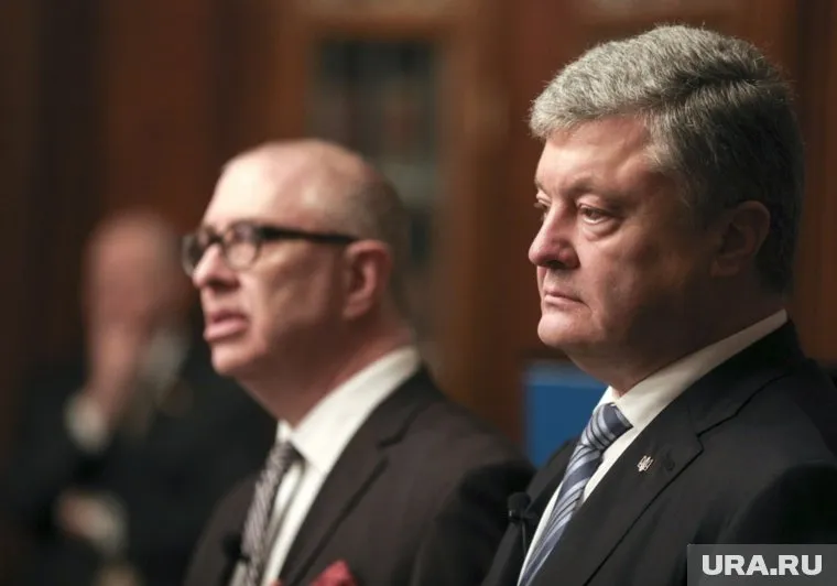 На Порошенко могут открыть уголовное дело