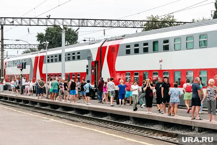 После падения БПЛА в Воронежской области задерживаются более 70 поездов