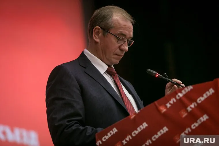 Сергей Левченко доказал жителям свою несостоятельность как губернатор