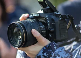 Nikon отказался полностью уходить из России