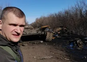 «Если б попал в плен, сразу не расстреляли бы»: челябинец стал военкором, чтобы спасти родителей