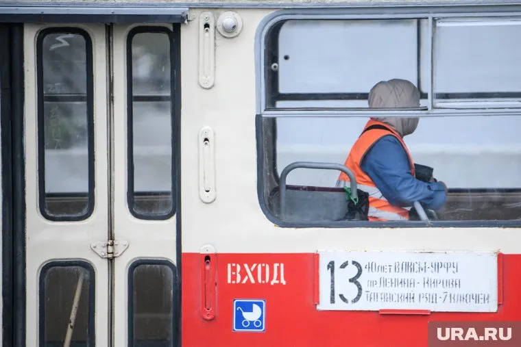 После задымления всех пассажиров вывели из салона