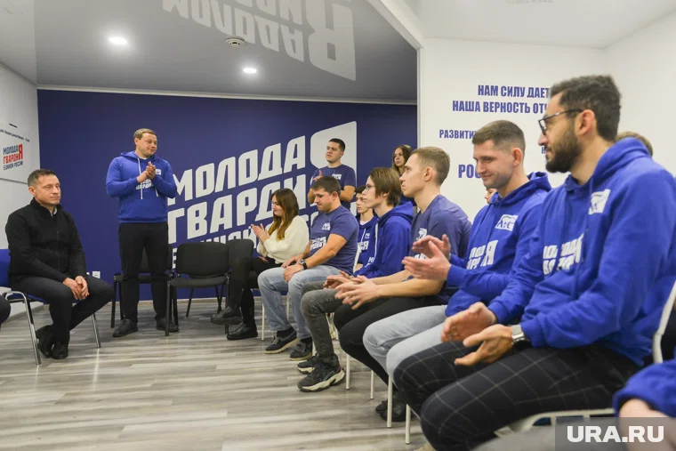В обсуждении концепции будущего сквера приняли участники «Молодой гвардии» 
