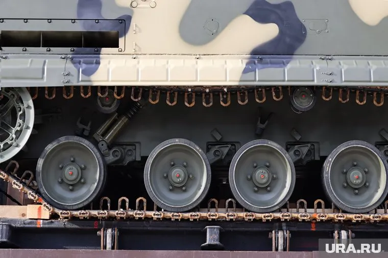 Возле аэропорта Кургана на постаменте установят БМП-3