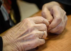 В Тюмени сантехник избил 98-летнюю ветерана Великой Отечественной войны