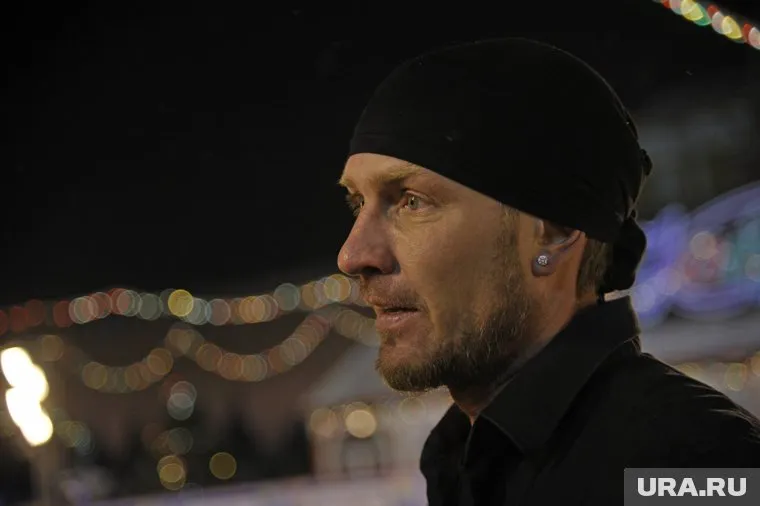 Роман Костомаров рассказал, что он полгода лежал в палате