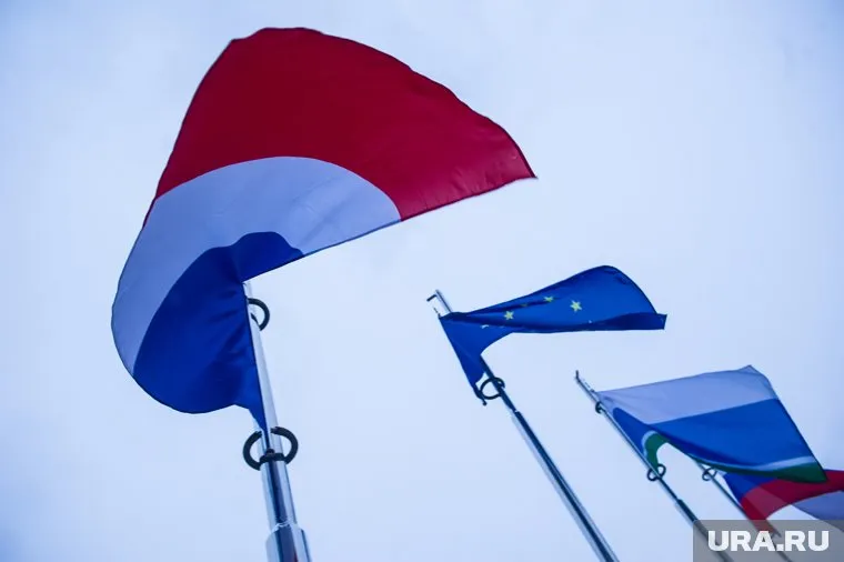 Франция будет выдавать россиянам краткосрочные визы