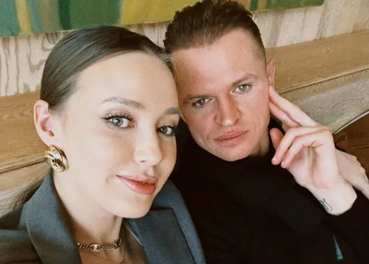 Анастасия и Дмитрий в соцсетях производят впечатление счастливой семьи