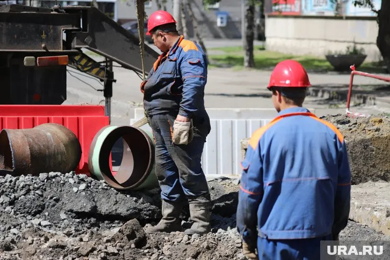 Курганским вахтовикам обещают платить в Донбассе зарплату от 90 тысяч рублей